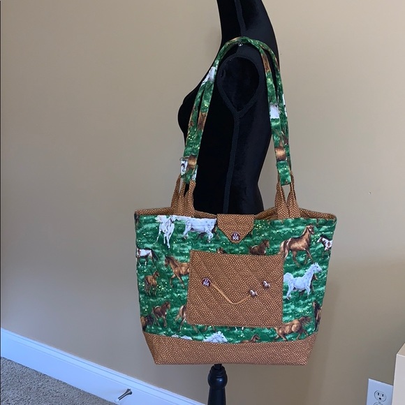 Hand sewn better than Vera Bradley horse tote NWOT - Picture 1 of 7